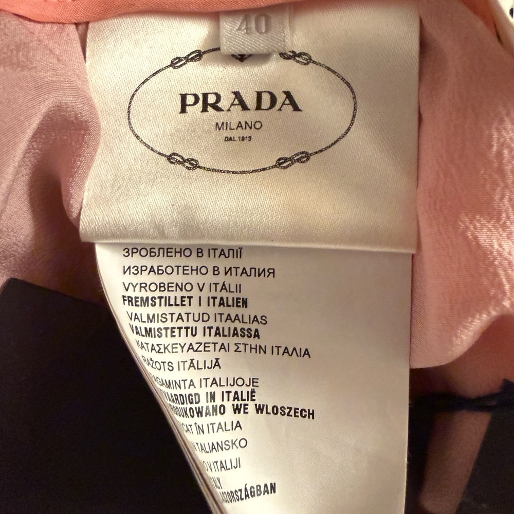 Prada Pink Skirt with Rhinestone crystal waistband Detail - Picture 8 of 10